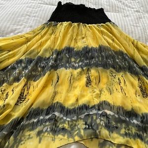 strapless cover up or skirt. New XL